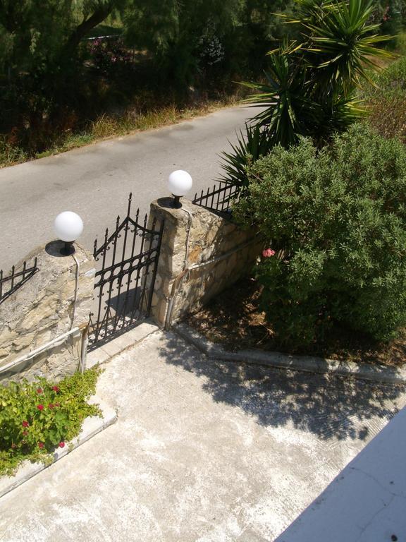 Babis Studios Kalamaki  Exterior photo
