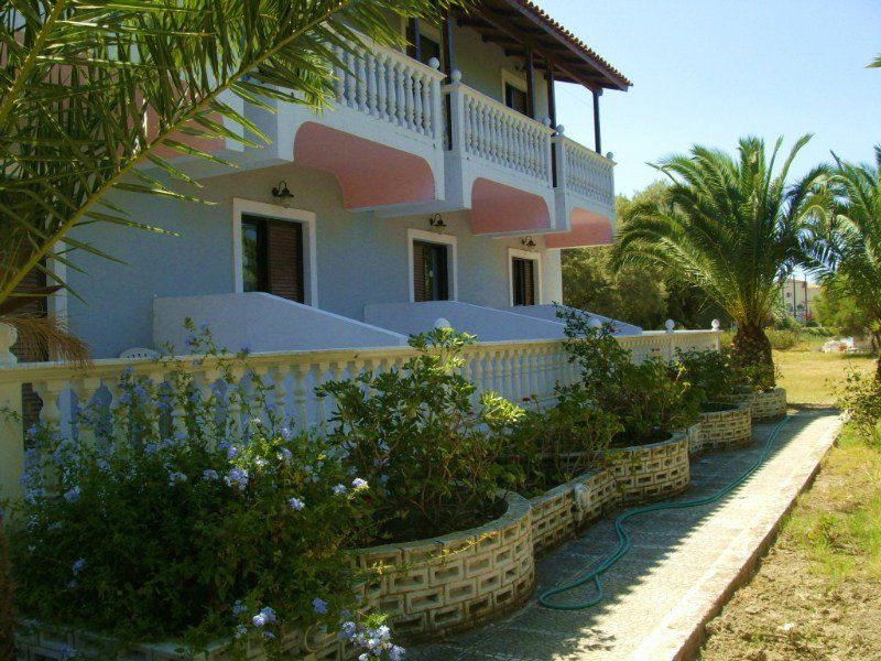 Babis Studios Kalamaki  Exterior photo